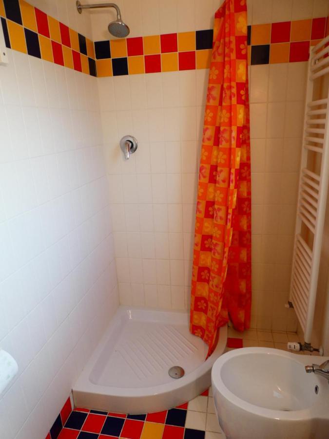 Casa Storica E Confortevole เอมโปลี ภายนอก รูปภาพ